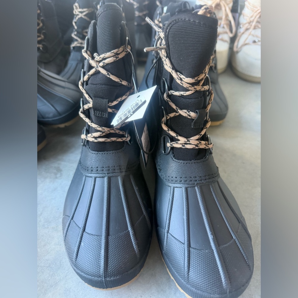 universal threads duck boots - Picture 3 of 3